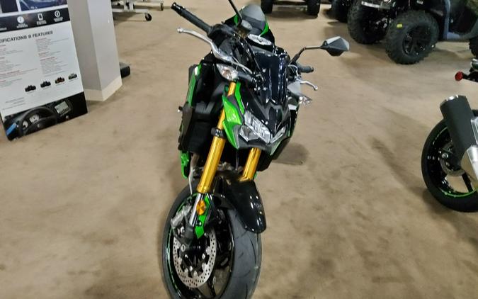 2024 Kawasaki Z900 SE ABS