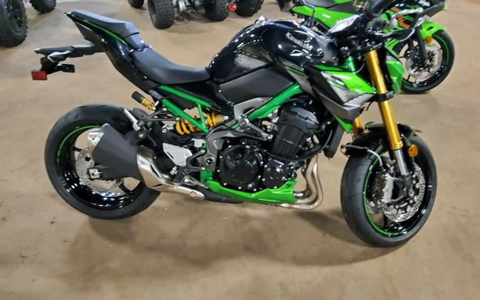 2024 Kawasaki Z900 SE ABS