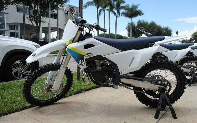 2025 Husqvarna TC 300