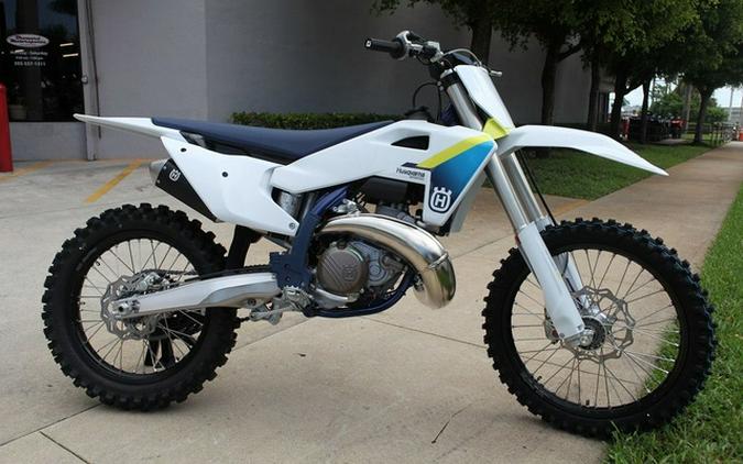 2025 Husqvarna TC 300