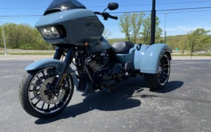 2024 Harley-Davidson® FLTRT - Road Glide® 3