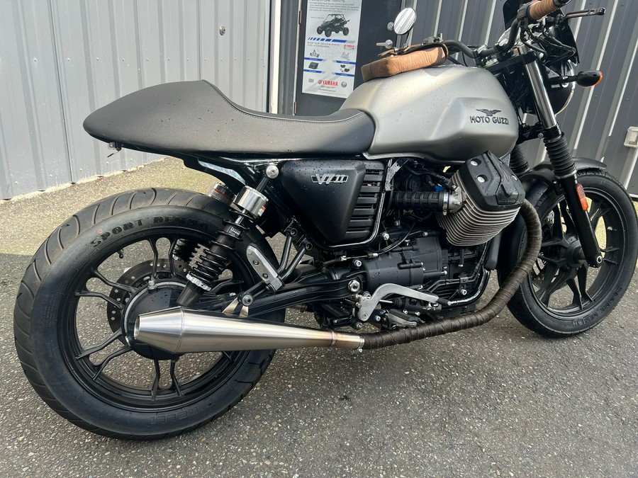 2016 Moto Guzzi V7 II STONE
