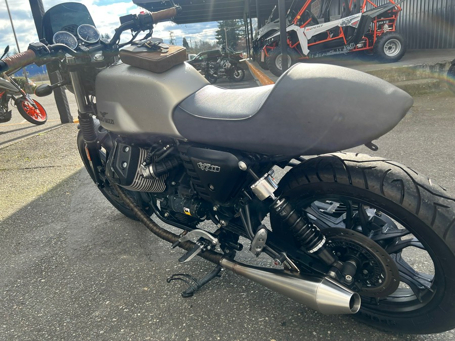 2016 Moto Guzzi V7 II STONE