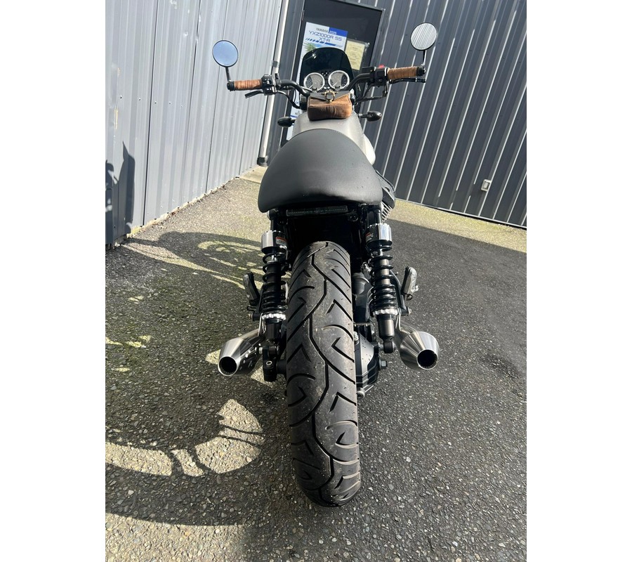 2016 Moto Guzzi V7 II STONE