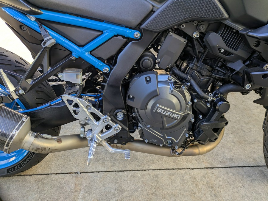 2024 Suzuki GSX-8S