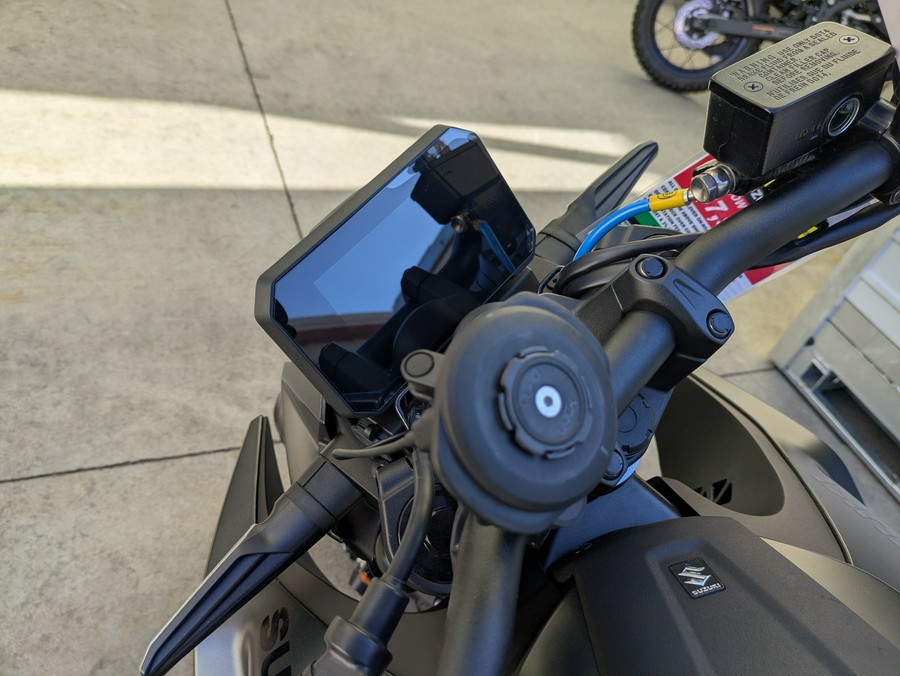 2024 Suzuki GSX-8S