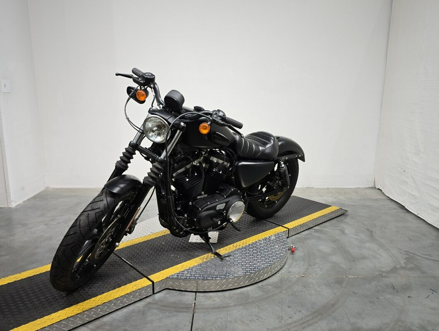 XL 883N 2021 Iron 883™