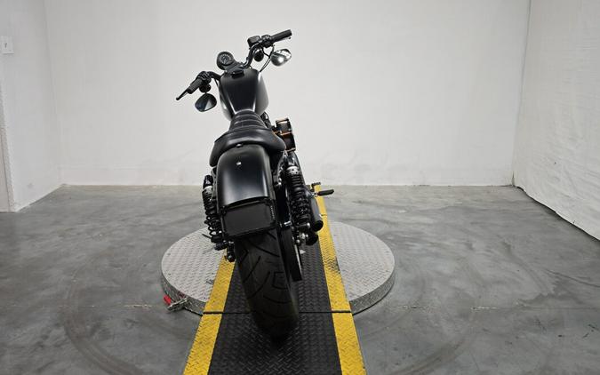 XL 883N 2021 Iron 883™