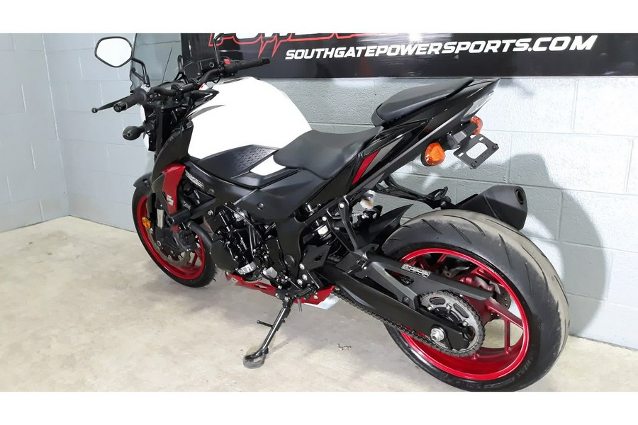 2020 GSX-S750ZAM0 - Suzuki