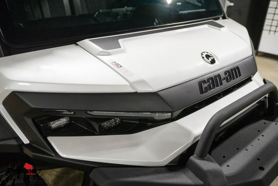 2026 Can-Am Defender MAX Limited HD11