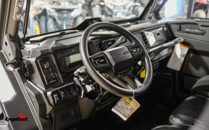 2026 Can-Am Defender MAX Limited HD11