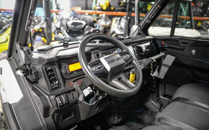 2026 Can-Am Defender MAX Limited HD11