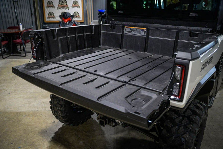 2026 Can-Am Defender MAX Limited HD11