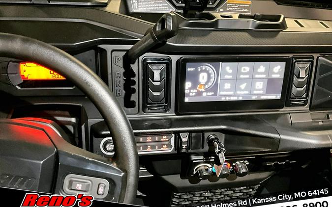 2026 Can-Am Defender MAX Lone Star Cab HD11
