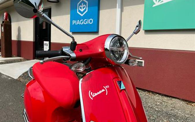 2023 Vespa Primavera 150 Red