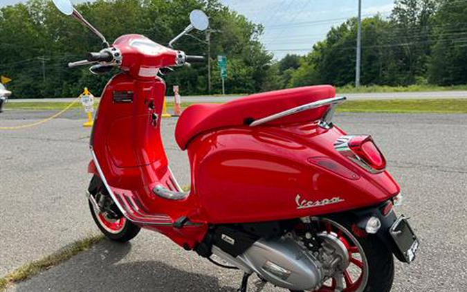 2023 Vespa Primavera 150 Red