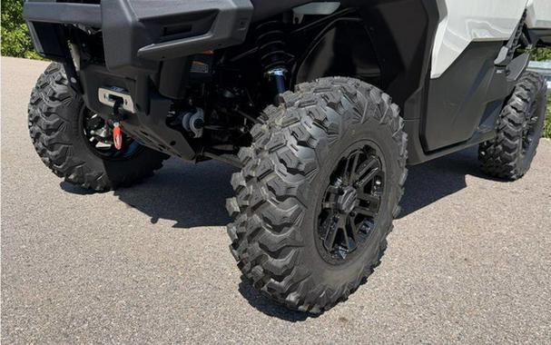 2026 Can-AM DEFENDER LTD CAB HD 11