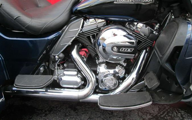 2014 Harley-Davidson® FLHTCUTG - Tri Glide® Ultra