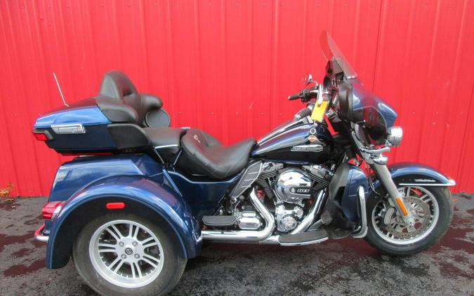 2014 Harley-Davidson® FLHTCUTG - Tri Glide® Ultra