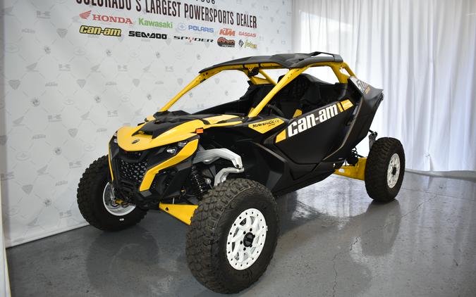 2024 Can-Am™ Maverick R X rs With SMART-SHOX