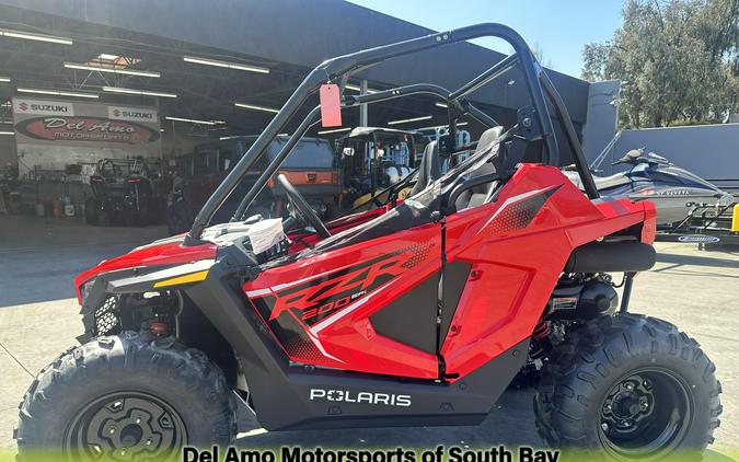 2025 Polaris RZR 200 EFI