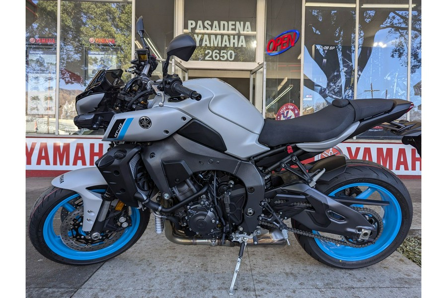 2025 Yamaha MT 10