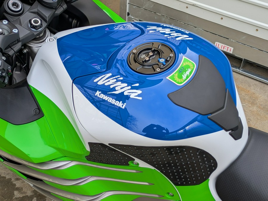 2024 Kawasaki Ninja ZX-14R 40th Anniversary Edition ABS