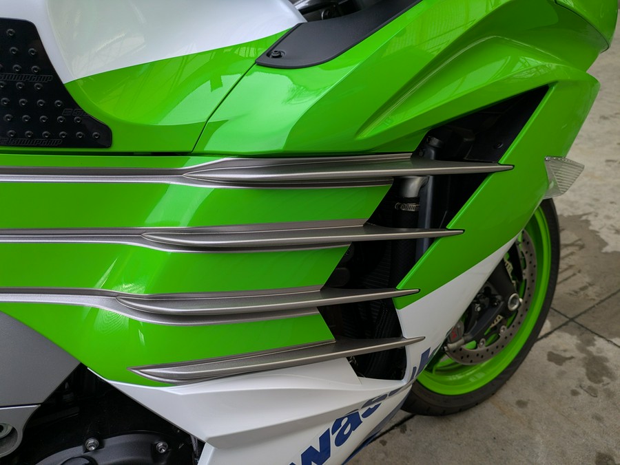 2024 Kawasaki Ninja ZX-14R 40th Anniversary Edition ABS