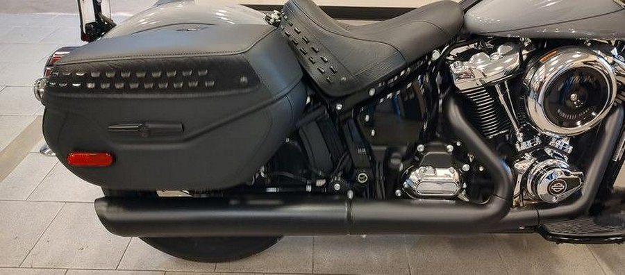 2026 Harley-Davidson® FLHC - Heritage Classic