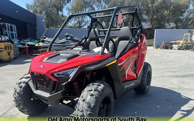 2025 Polaris RZR 200 EFI