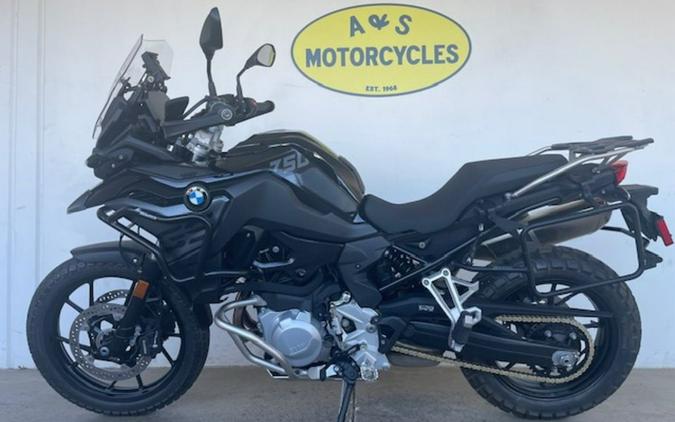 2023 BMW F 750 GS Triple Black