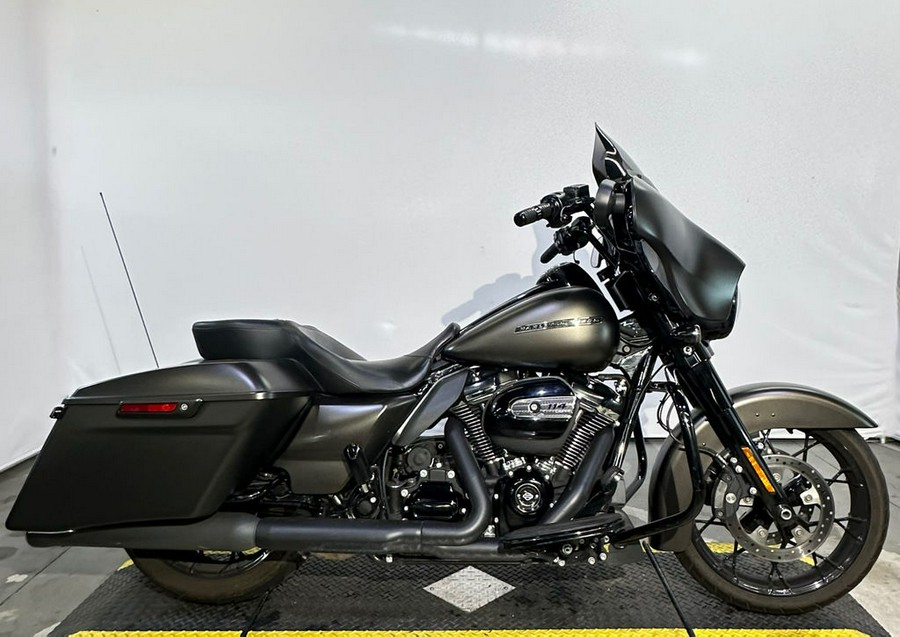 2020 Harley-Davidson® FLHXS - Street Glide® Special