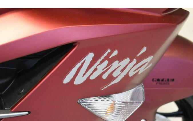 2025 Kawasaki Ninja® ZX™-14R ABS