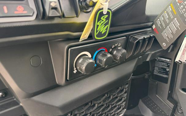 2026 Can-AM Defender MAX Limited HD11