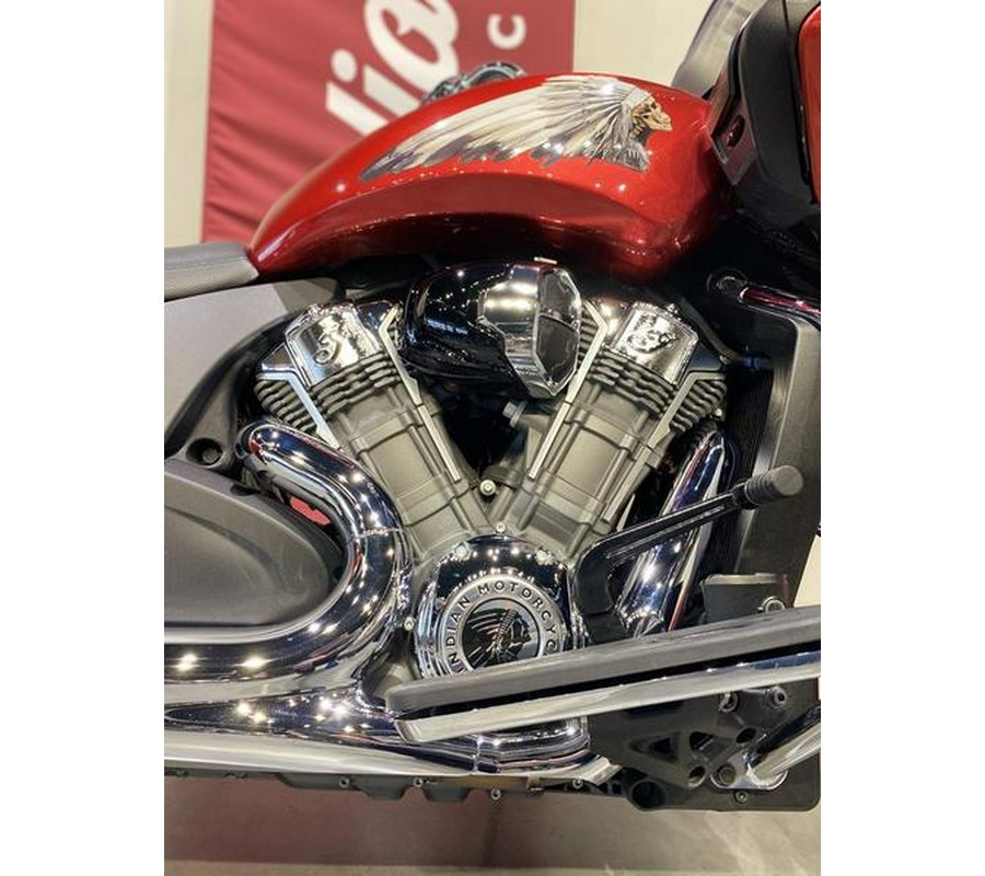 2020 Indian Motorcycle® Challenger Limited Ruby Metallic