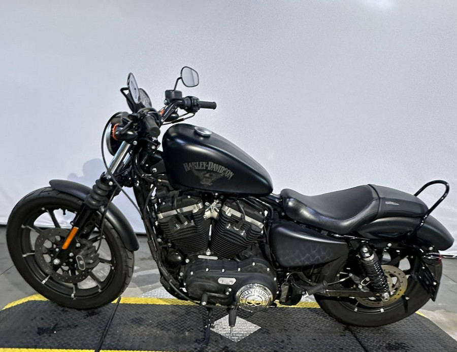 2018 Harley-Davidson® XL883N - Sportster® Iron 883™