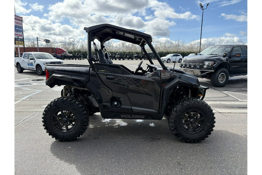 2025 Polaris General XP 1000 Ultimate