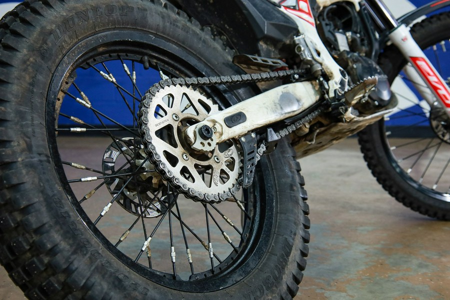 2021 Evo SS (Super Smooth) 300 - Beta Motorcycles