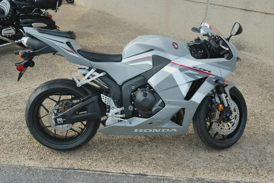 2026 HONDA CBR600RR