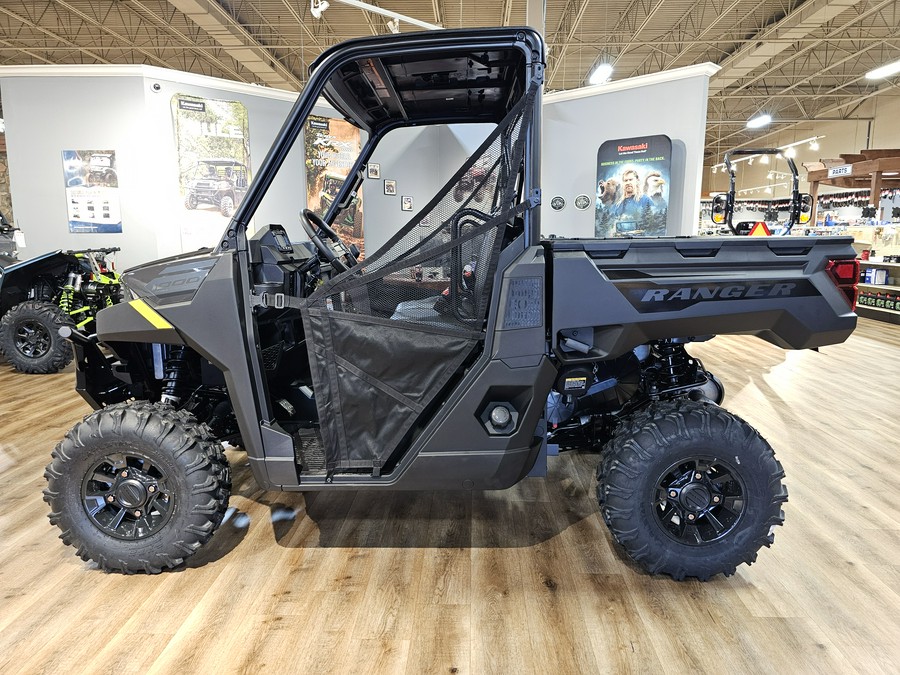 2026 POLARIS RANGER 1000 Premium Granite Gray - 109871