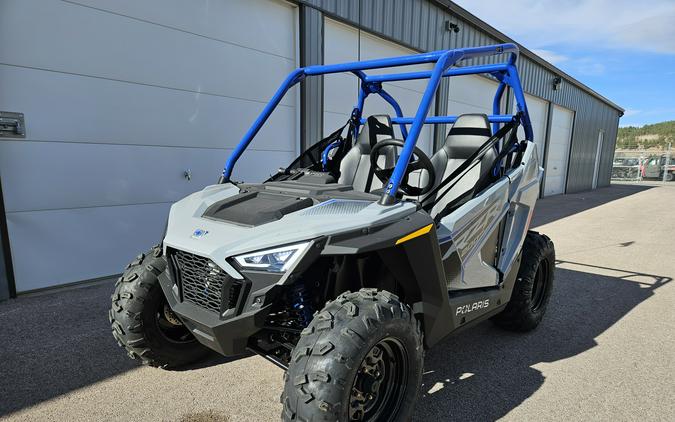 2026 Polaris RZR 200 EFI