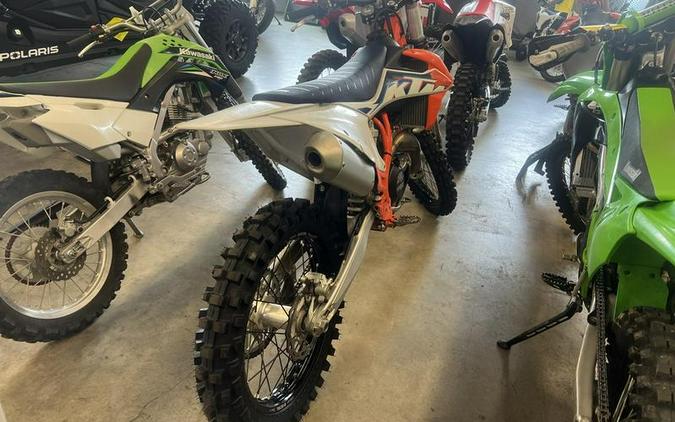 2022 KTM 450 SX-F