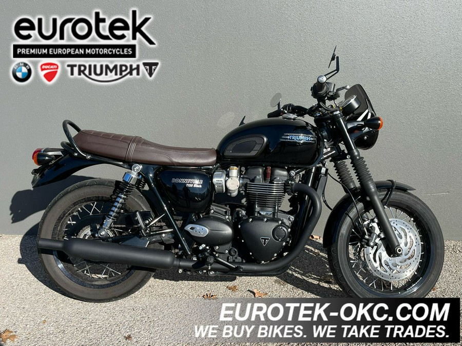 2022 Triumph Bonneville T120 Black Jet Black