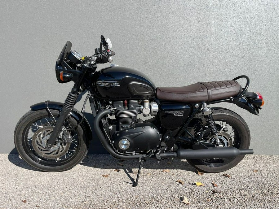 2022 Triumph Bonneville T120 Black Jet Black