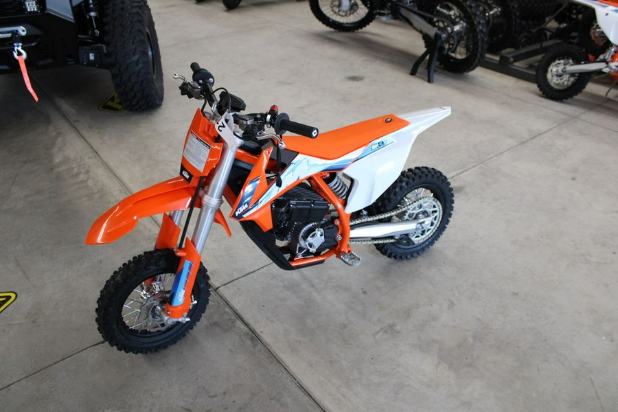 2024 KTM SX-E 3