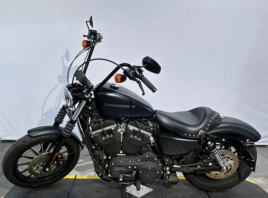 2009 Harley-Davidson® XL883N - Sportster® Iron 833™