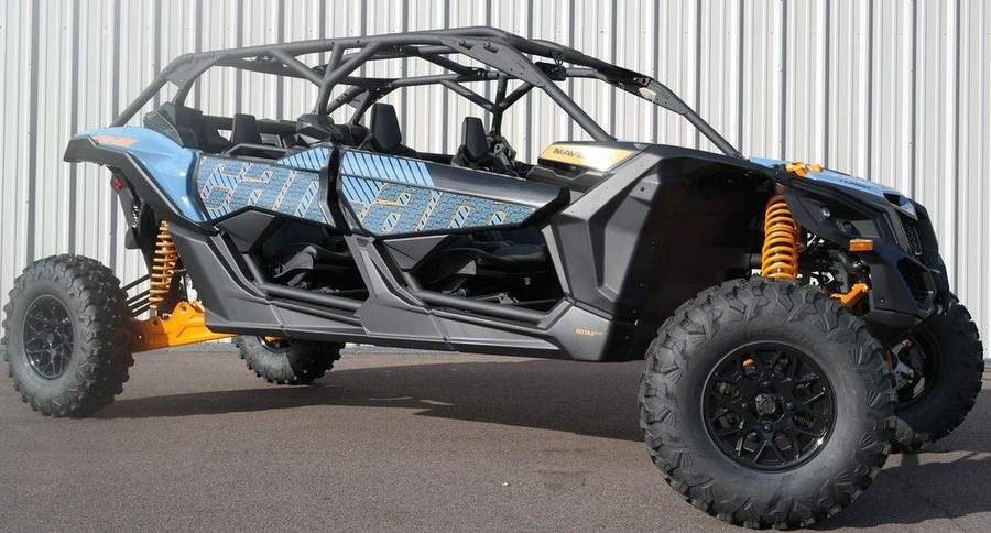 2026 Can-Am® Maverick X3 MAX RS Turbo Scandi Blue & Orange Crush