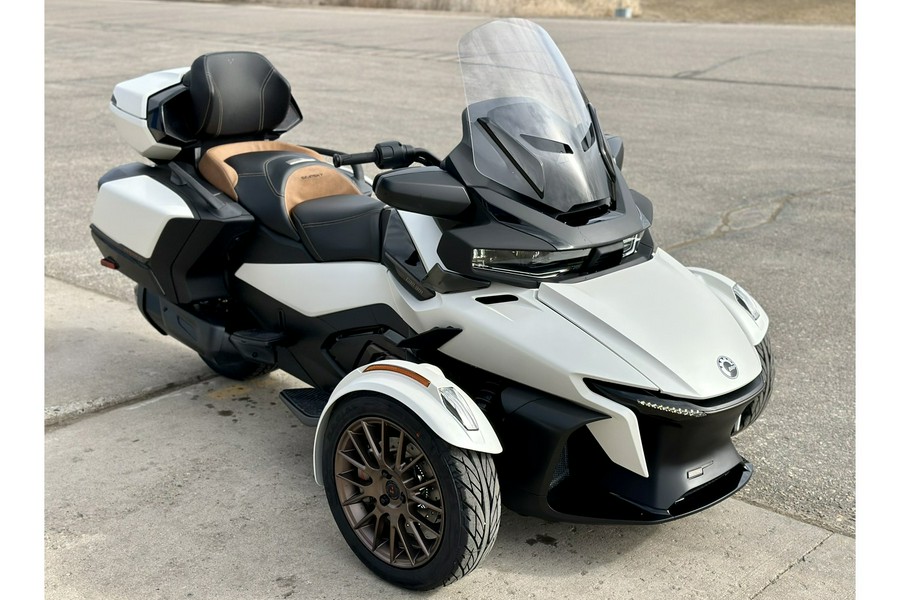 2024 Can-Am SPYDER RT SEA-TO-SKY