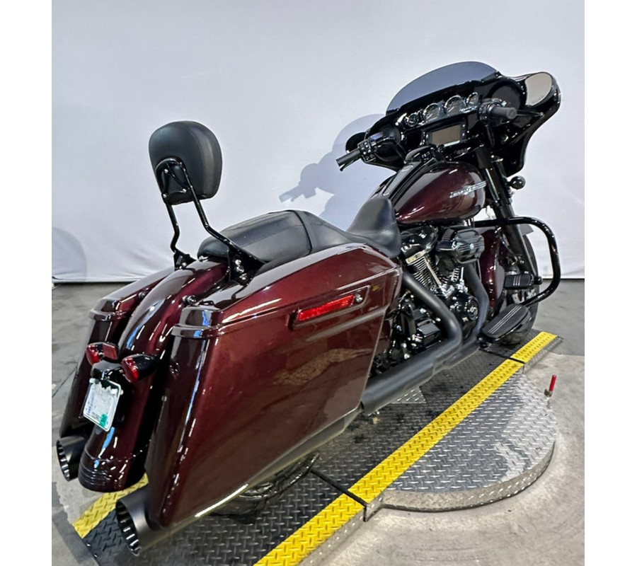 2018 Harley-Davidson® FLHXS - Street Glide® Special