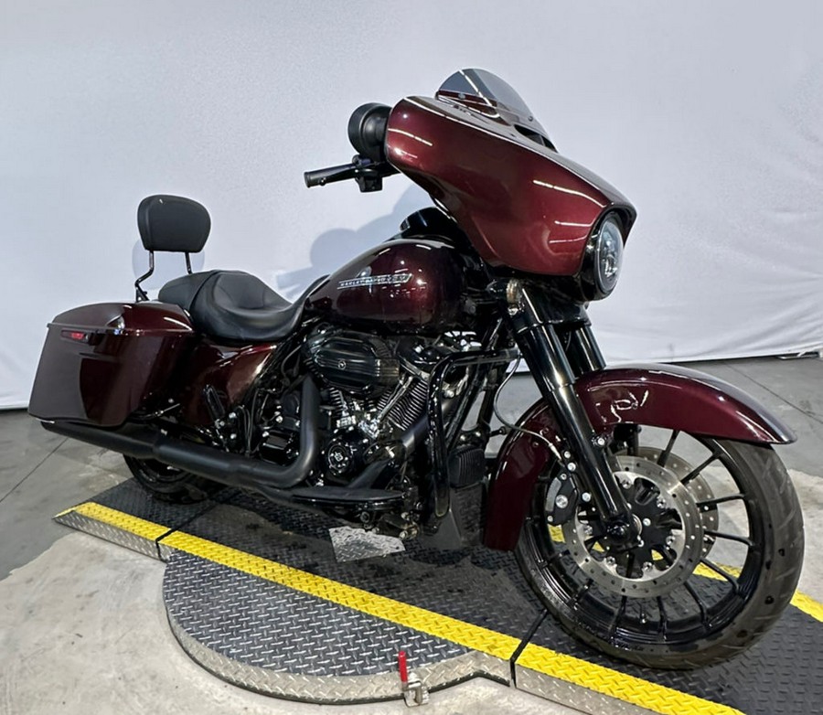 2018 Harley-Davidson® FLHXS - Street Glide® Special